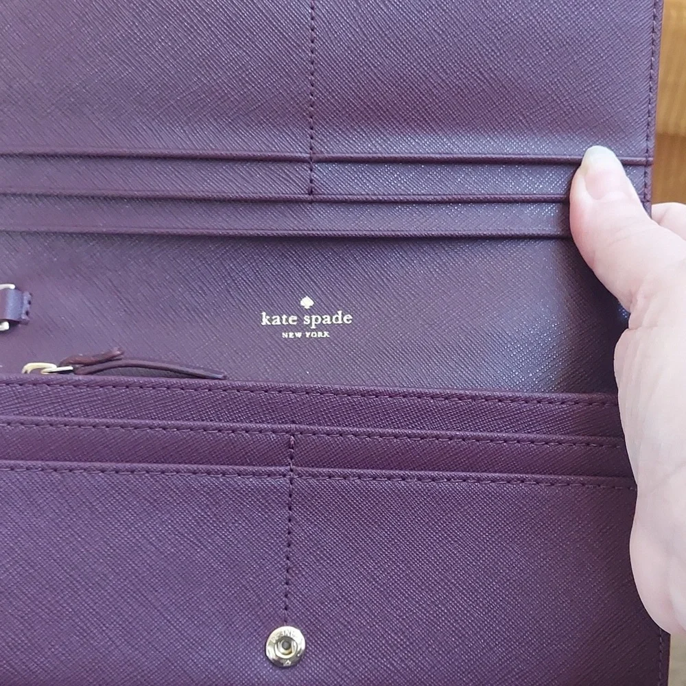 Kate Spade Nwot Saffiano Leather Bifold Wallet with Bow Detail - Picture 2 of 7